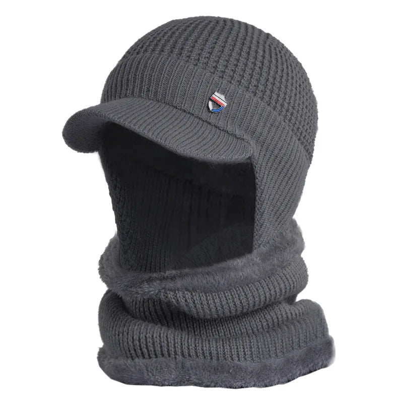 Chase - PlushBlend gebreide muts met piek & oorflap Warmte voor de winter