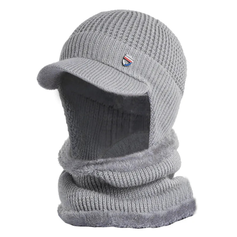 Chase - PlushBlend gebreide muts met piek & oorflap Warmte voor de winter