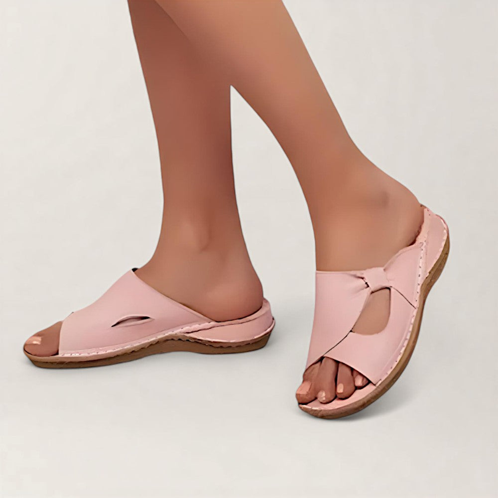 Ferlin - comfortabele platte sandalen met brede wijdte en ondersteuning voor de voetboog