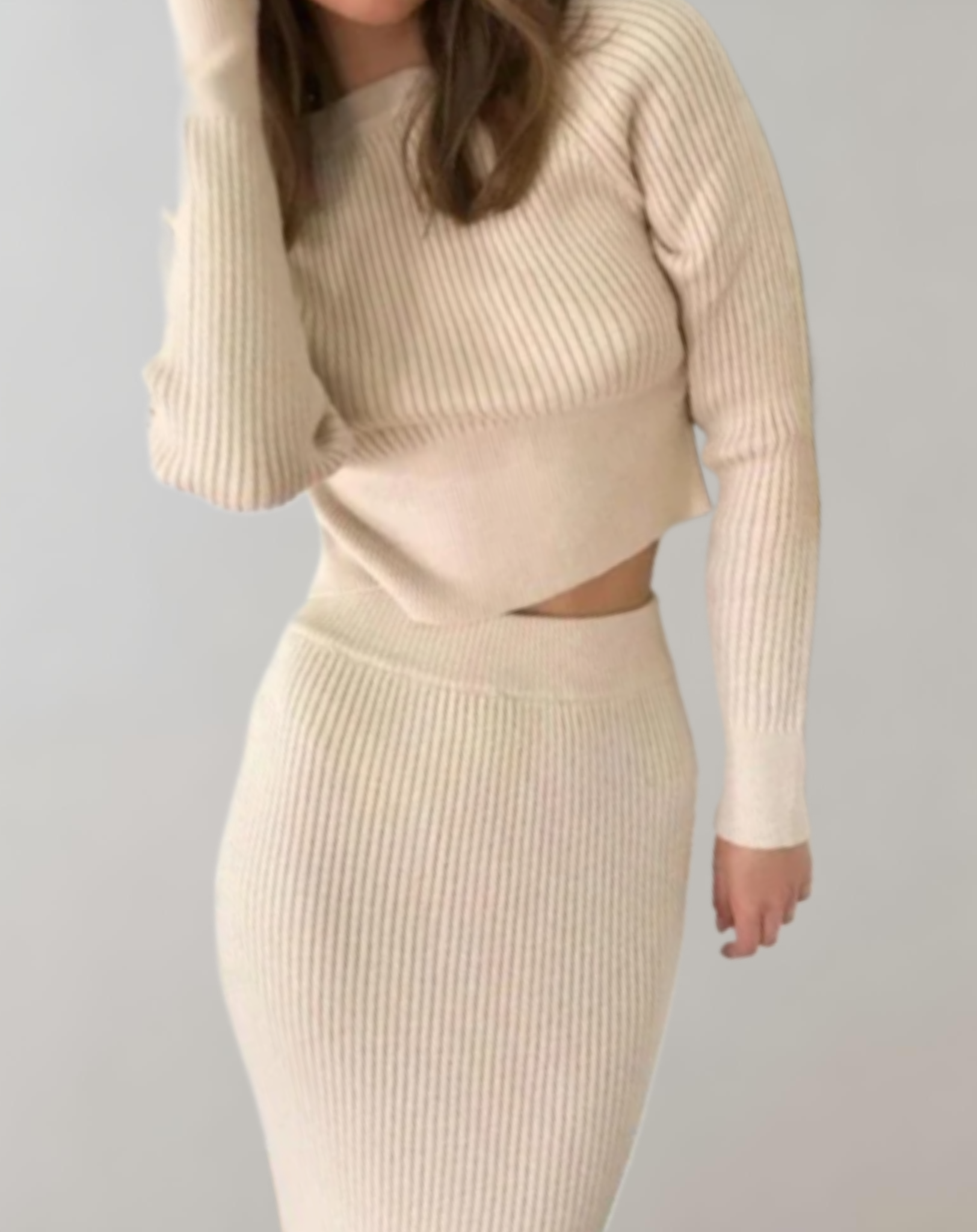 Ivy - 2-delige set van een cropped gebreide trui gecombineerd met een bodycon gebreide rok