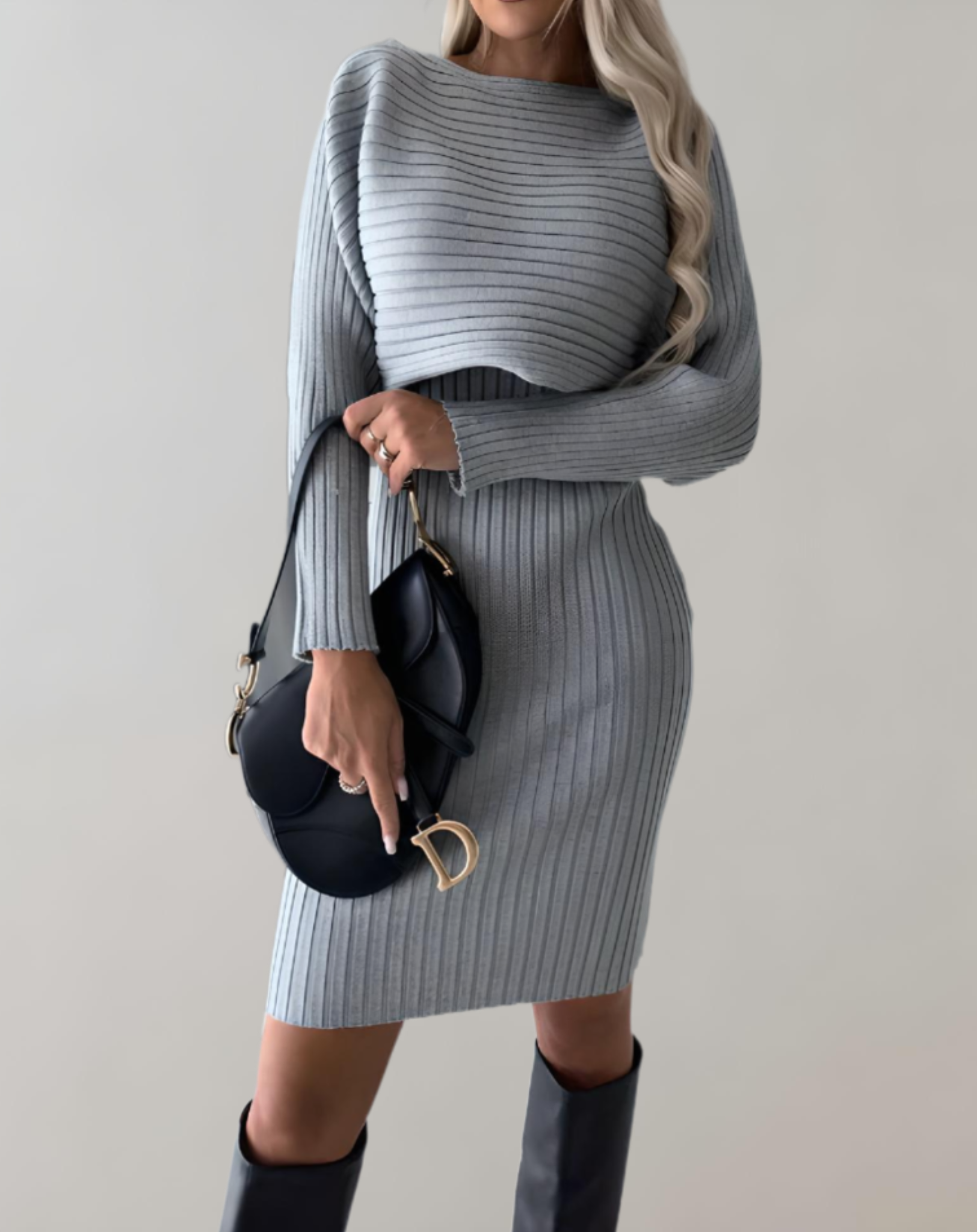 Mirianne -  gebreide bodycon jurk met spaghettibandje gecombineerd met gebreide cropped sweater