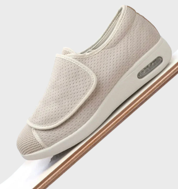 Yessa - Een comfortabele anti-slip brede voeten, orthopedische sneakers met een verstelbare velco bandjes