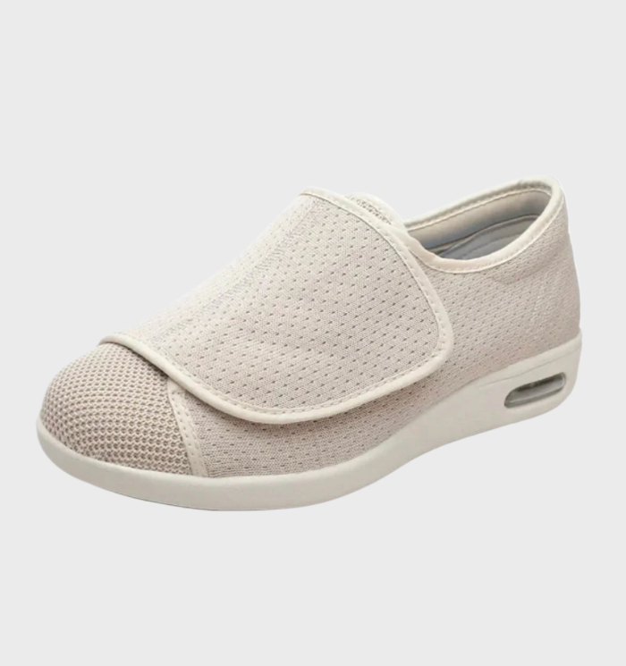 Yessa - Een comfortabele anti-slip brede voeten, orthopedische sneakers met een verstelbare velco bandjes