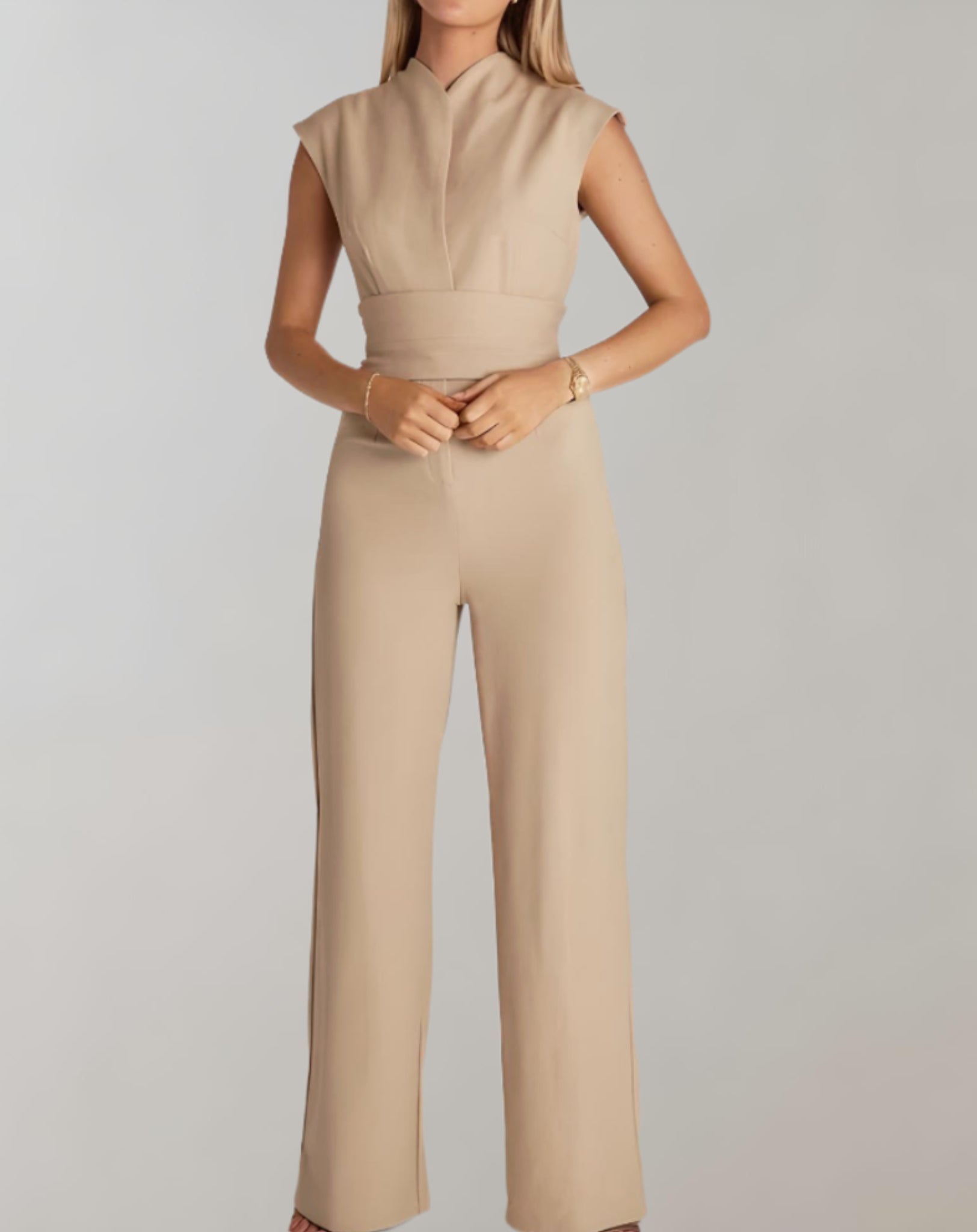 Aiko - elegante jumpsuit met wijde pijpen, een riem en korte mouwen