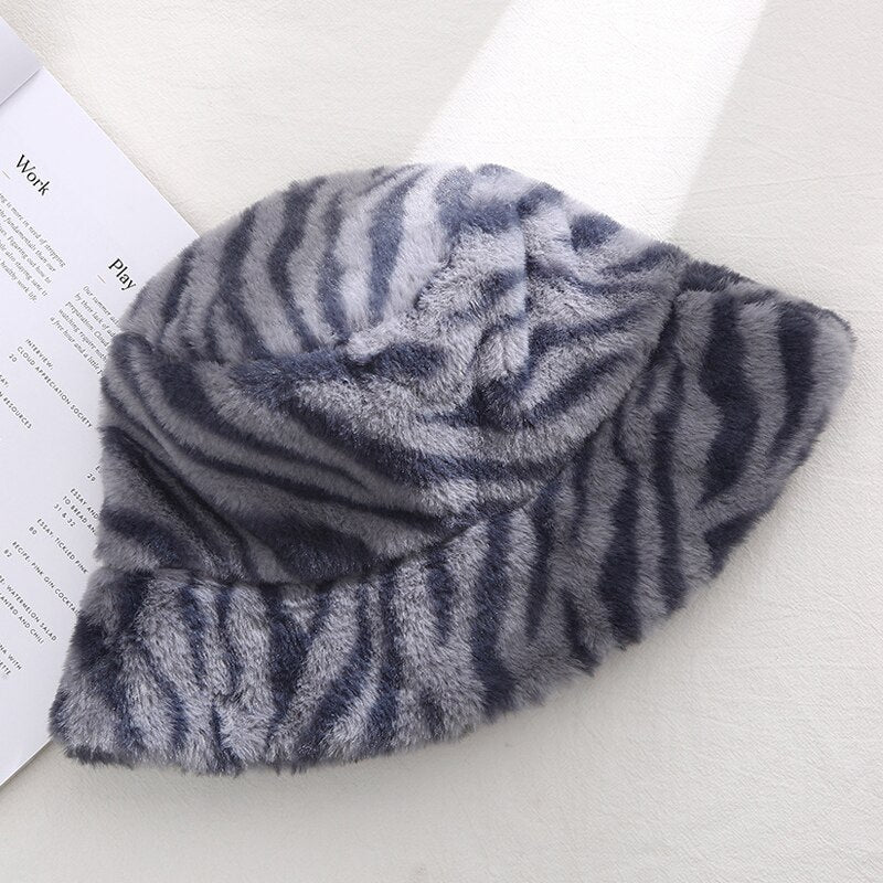 Ariella - Pluche Bucket Hat, Warme Wintermuts met Stijlvolle Patronen